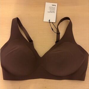 Knix revolution V bra - NWT in S+